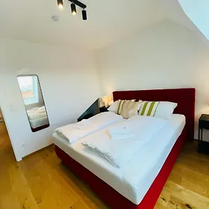 Appartamento Orestaliving - Penthouse With Designer Renovation, Vienna