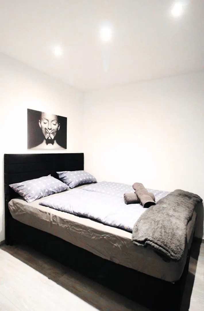 Comfortable Rooms In Akh Area Wien 0*,  Österrike
