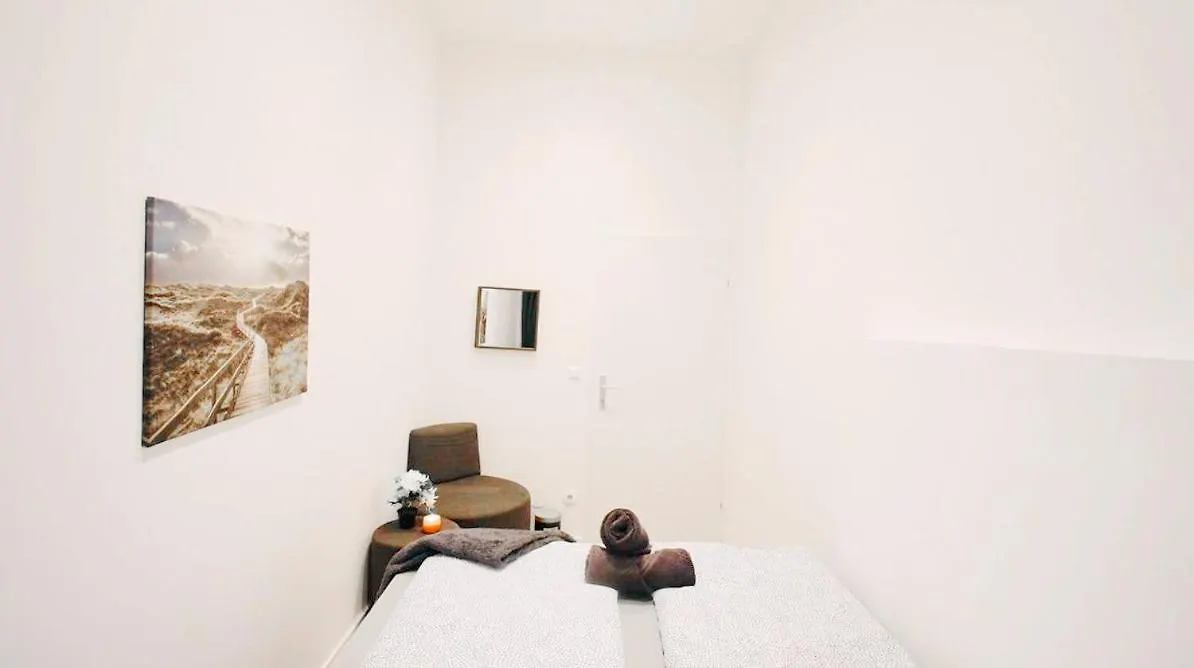 Comfortable Rooms In Akh Area Vienna 0*,