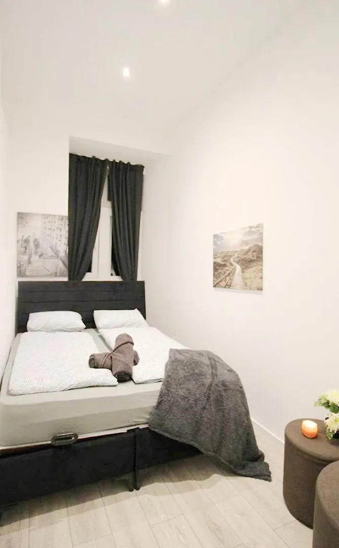 Homestay Comfortable Rooms In Akh Area Vienna