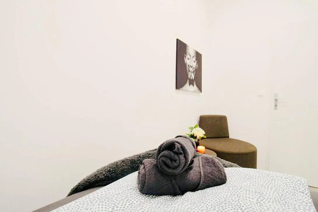 Homestay Comfortable Rooms In Akh Area Vienna