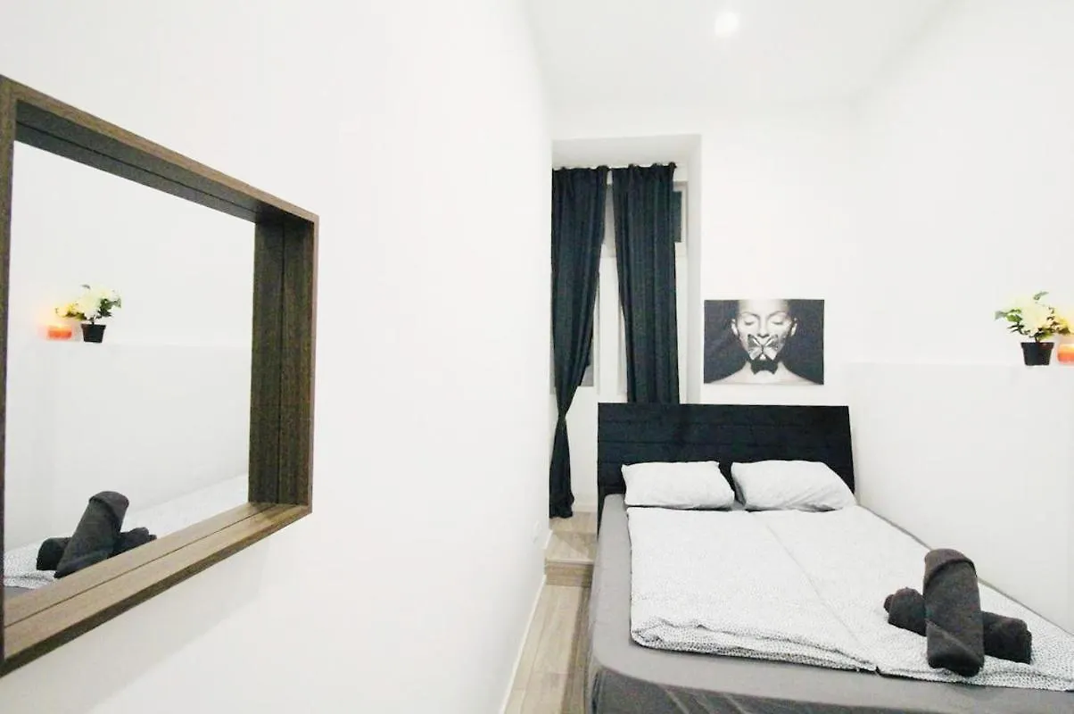 Comfortable Rooms In Akh Area Viena 0*,