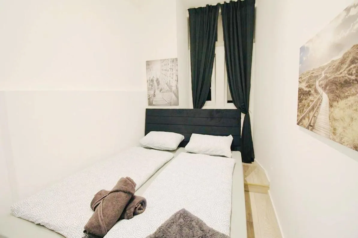 Comfortable Rooms In Akh Area Viena 0*,  Áustria